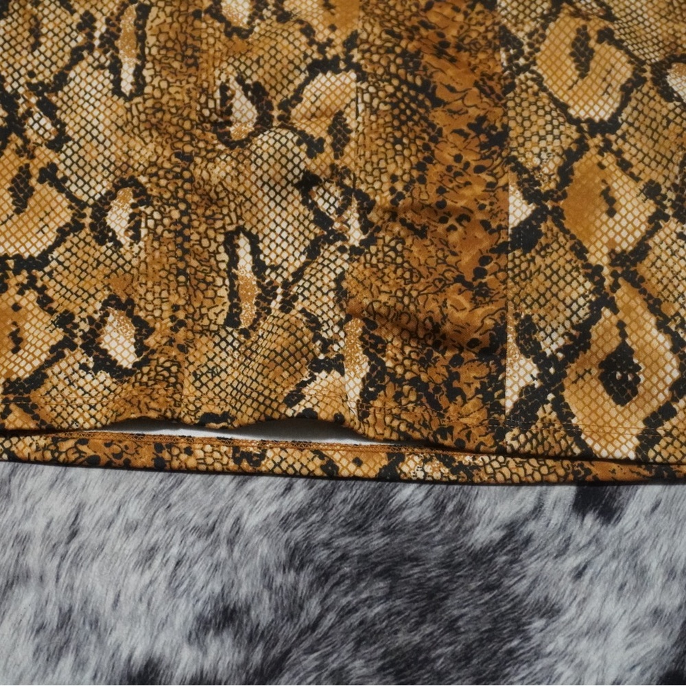Reptile Patterned Dress - Picture 4 of 4